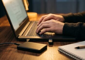 ArtCraft IA : clones gratuits de logiciels créatifs et bureautiques codés par intelligence artificielle